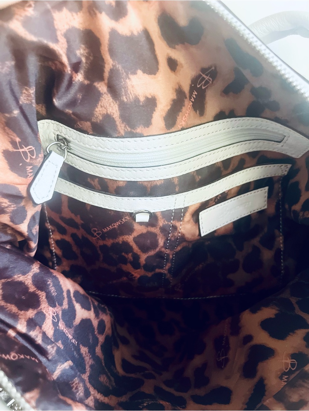 Genuine Leather Moto style satchel -White -Excellent Condition - Picture 7 of 7